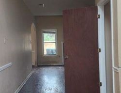 Bank Foreclosures in WALLS, MS