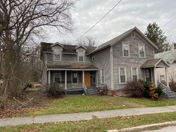 Bank Foreclosures in RUTLAND, VT