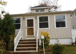 Bank Foreclosures in WOODBRIDGE, NJ