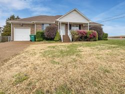 Bank Foreclosures in THOMPSONS STATION, TN