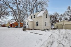 Bank Foreclosures in LITCHFIELD, MN