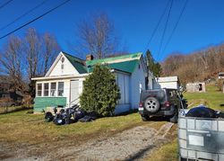 Bank Foreclosures in BELINGTON, WV