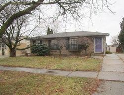 Bank Foreclosures in CLINTON TOWNSHIP, MI