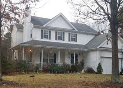 Bank Foreclosures in CENTER MORICHES, NY