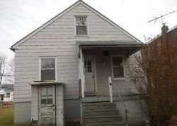 Bank Foreclosures in HOLMES, PA