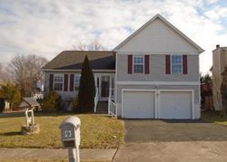 Bank Foreclosures in MIDDLE RIVER, MD