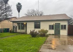 Bank Foreclosures in CHOWCHILLA, CA