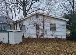 Bank Foreclosures in SALEM, IL