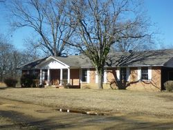 Bank Foreclosures in COURTLAND, MS