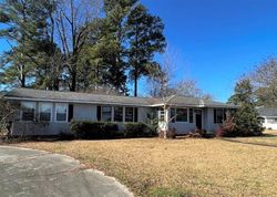 Bank Foreclosures in WALLACE, NC