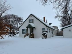 Bank Foreclosures in LITCHFIELD, MN