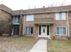 Bank Foreclosures in UNIVERSITY PARK, IL