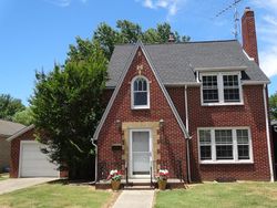 Bank Foreclosures in MC LEANSBORO, IL