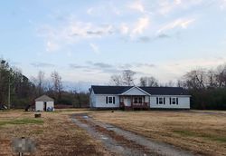 Bank Foreclosures in DENDRON, VA