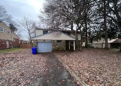 Bank Foreclosures in WYNCOTE, PA