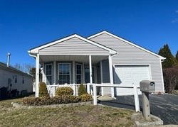 Bank Foreclosures in MANORVILLE, NY