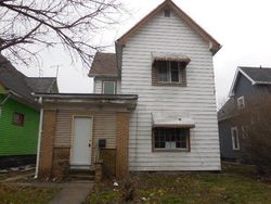 Bank Foreclosures in INDIANAPOLIS, IN