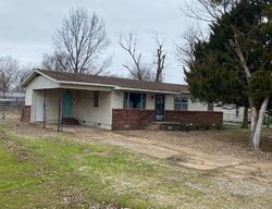 Bank Foreclosures in HOXIE, AR