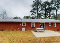 Bank Foreclosures in MORROW, GA