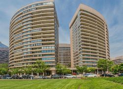 Bank Foreclosures in ARLINGTON, VA