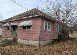 Bank Foreclosures in WEST FRANKFORT, IL