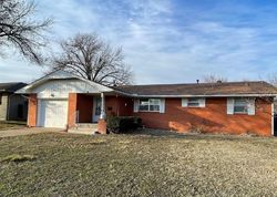 Bank Foreclosures in CUSHING, OK