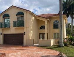 Bank Foreclosures in HIALEAH, FL