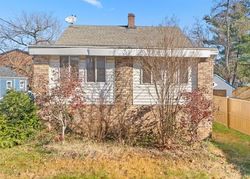 Bank Foreclosures in CAPITOL HEIGHTS, MD