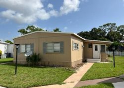 Bank Foreclosures in PALM BEACH GARDENS, FL