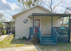 Bank Foreclosures in SNEADS, FL