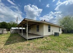 Bank Foreclosures in HEARNE, TX