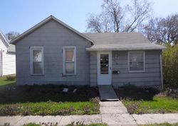 Bank Foreclosures in PITTSFIELD, IL