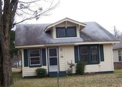 Bank Foreclosures in RUSSELLVILLE, AR