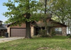 Bank Foreclosures in CROSBY, TX