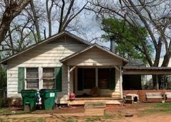 Bank Foreclosures in PALESTINE, TX