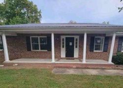 Bank Foreclosures in RUSSELL, KY