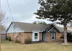 Bank Foreclosures in DIAMONDHEAD, MS