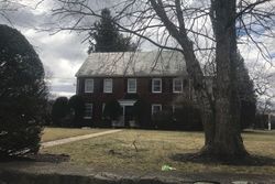 Bank Foreclosures in WALTHAM, MA