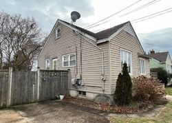 Bank Foreclosures in HICKSVILLE, NY