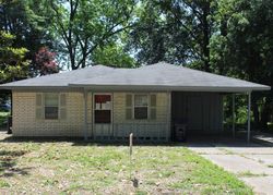 Bank Foreclosures in TALLULAH, LA