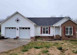 Bank Foreclosures in SOPHIA, NC