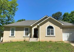 Bank Foreclosures in ELLENWOOD, GA