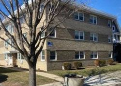 Bank Foreclosures in OAK PARK, IL