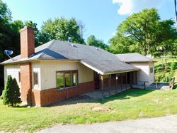 Bank Foreclosures in BEATTYVILLE, KY