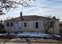 Bank Foreclosures in HEBRON, IN