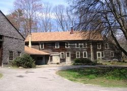 Bank Foreclosures in TOWNSEND, MA