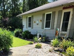 Bank Foreclosures in CHARLES TOWN, WV