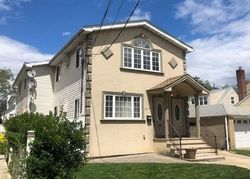 Bank Foreclosures in ROSEDALE, NY