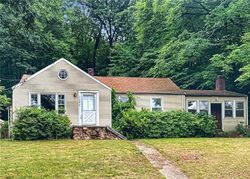 Bank Foreclosures in PLANTSVILLE, CT