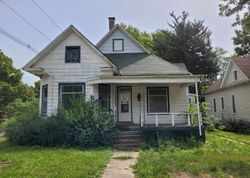 Bank Foreclosures in JACKSONVILLE, IL